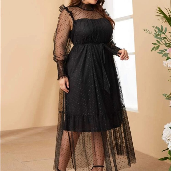 Plus size black high waisted mesh detail dress - Picture 5 of 7